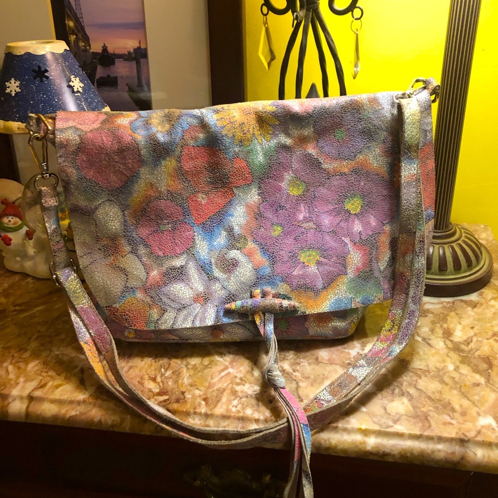 Beautiful ‘Borse In Pelle’ Italian Crackled Leather crossbody Bag